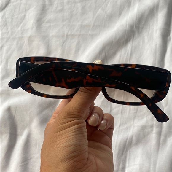 Tortoise Shell Sunglasses - Picture 2 of 5